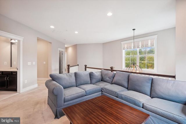 16921 PURCELLVILLE RD, Purcellville, VA 20132