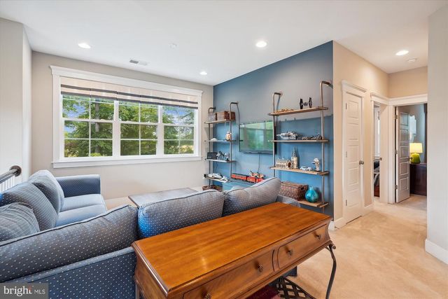 16921 PURCELLVILLE RD, Purcellville, VA 20132