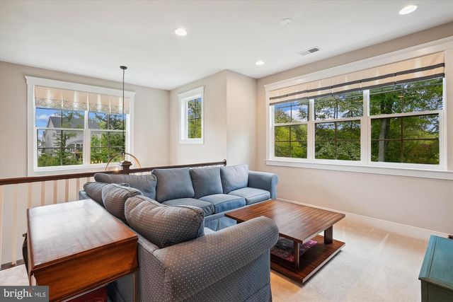 16921 PURCELLVILLE RD, Purcellville, VA 20132