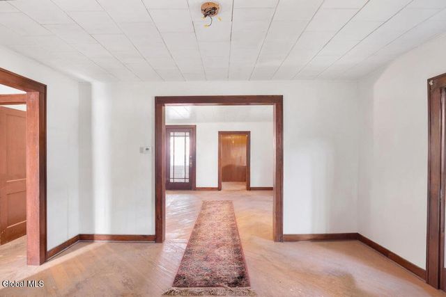 17 Avenue A, Schaghticoke, NY 12182