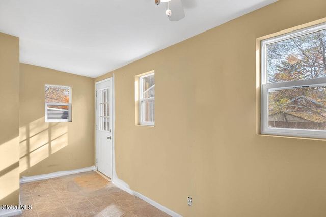 17 Avenue A, Schaghticoke, NY 12182