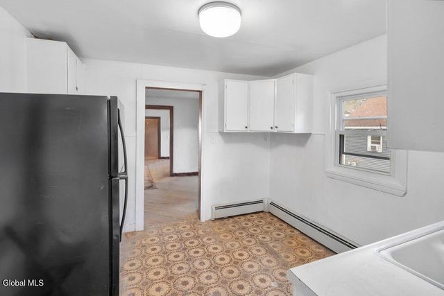 17 Avenue A, Schaghticoke, NY 12182