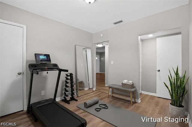 3300 Kingston ST N, St Petersburg, FL 33713