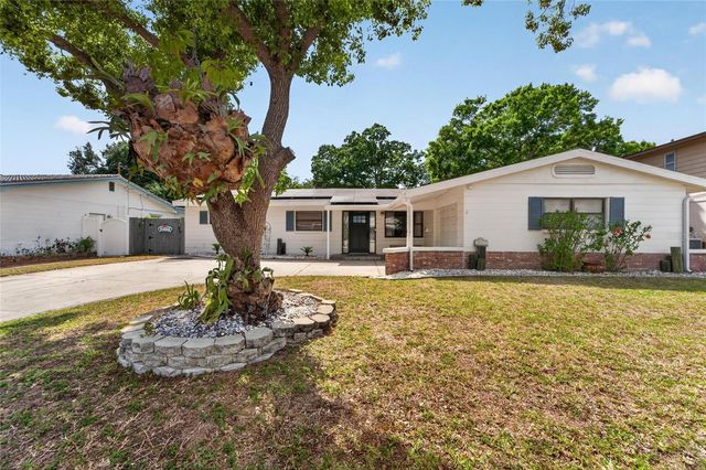 2842 61ST LANE N, St Petersburg, FL 33710