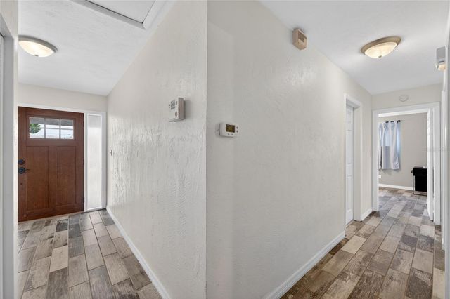 2842 61ST LANE N, St Petersburg, FL 33710