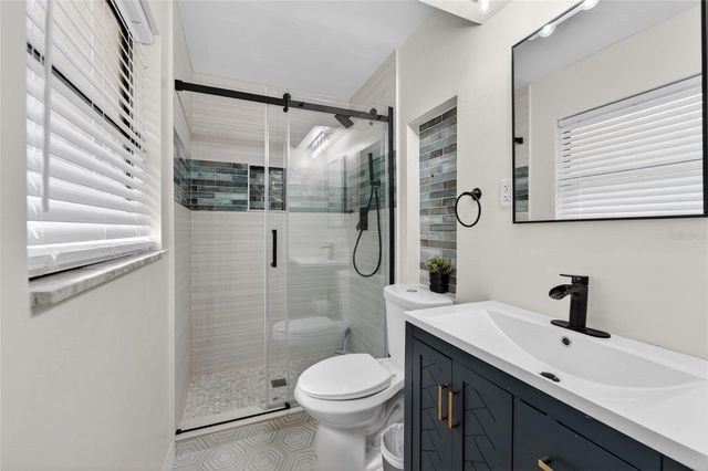 2842 61ST LANE N, St Petersburg, FL 33710