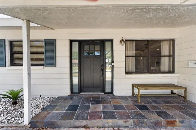 2842 61ST LANE N, St Petersburg, FL 33710