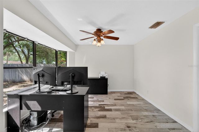 2842 61ST LANE N, St Petersburg, FL 33710