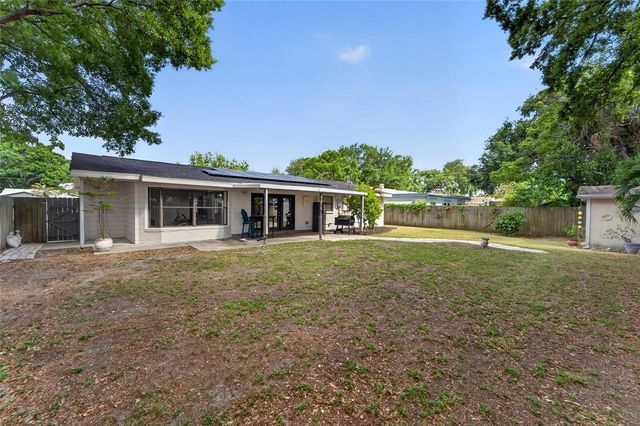 2842 61ST LANE N, St Petersburg, FL 33710