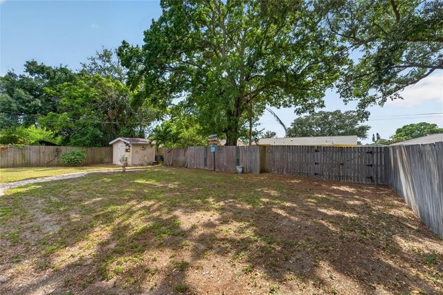 2842 61ST LANE N, St Petersburg, FL 33710