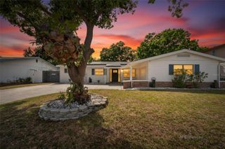 2842 61ST LANE N, St Petersburg, FL 33710