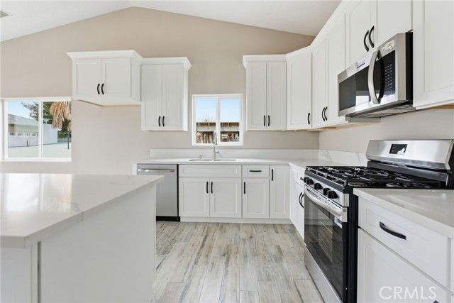 18660 Juniper St, Hesperia, CA 92345