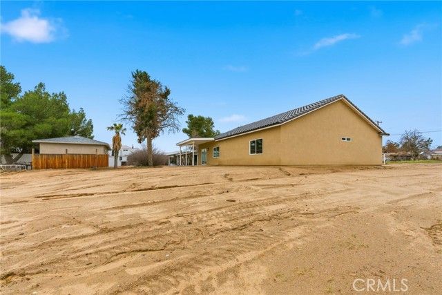 18660 Juniper St, Hesperia, CA 92345