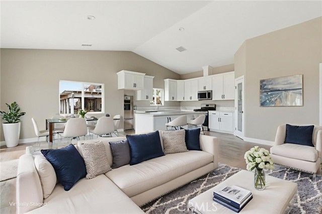 18660 Juniper St, Hesperia, CA 92345