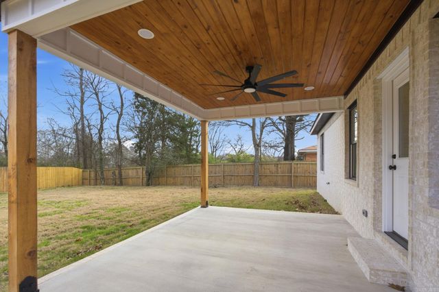 109 Chitwood Street, Hot Springs, AR 71913