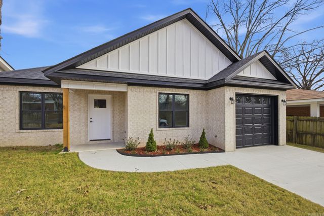 109 Chitwood Street, Hot Springs, AR 71913