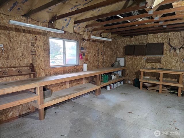 711 F Street, Forks, WA 98331