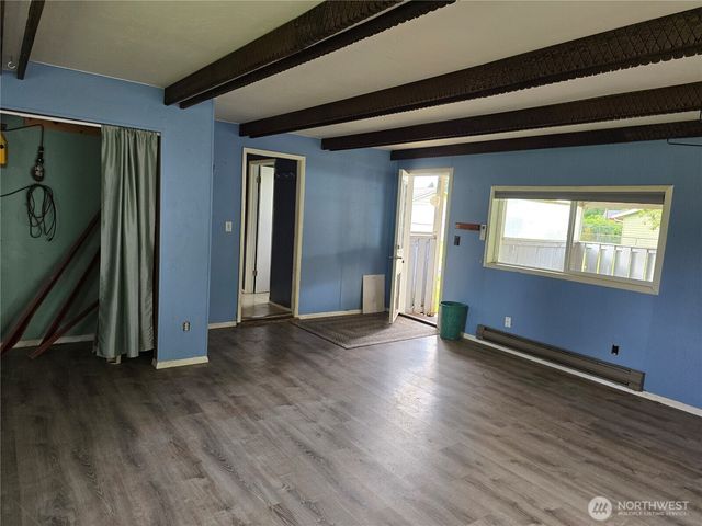 711 F Street, Forks, WA 98331