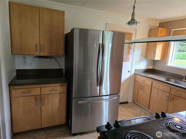 711 F Street, Forks, WA 98331