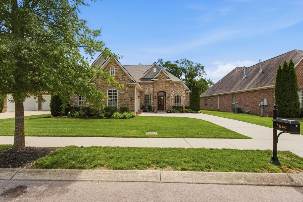 3646 Martins Mill Rd, Thompsons Station, TN 37179