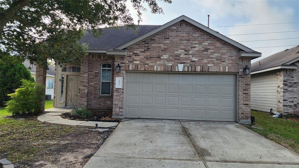 3911 Falvel Cove Drive, Spring, TX 77388