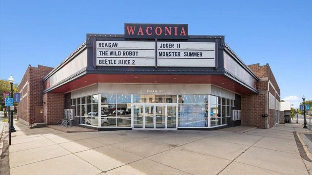 616 Goldenrod Trail, Waconia, MN 55387