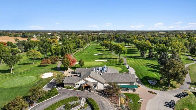 616 Goldenrod Trail, Waconia, MN 55387