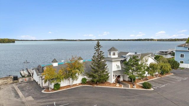 616 Goldenrod Trail, Waconia, MN 55387