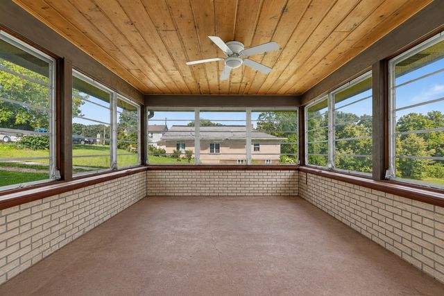 2191 Toms Road, Rockford, IL 61109