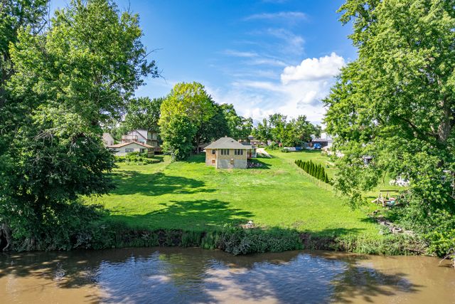 2191 Toms Road, Rockford, IL 61109