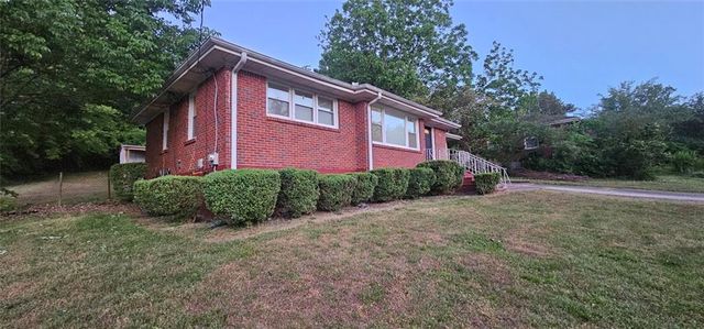 5652 Ash Street, Forest Park, GA 30297