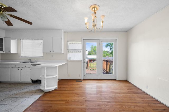 722 Mary Agnes Drive, Rossville, GA 30741