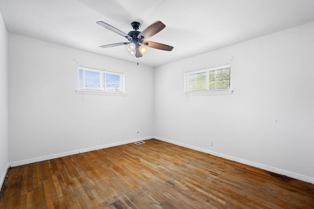 722 Mary Agnes Drive, Rossville, GA 30741