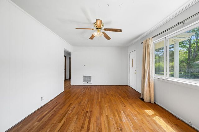 722 Mary Agnes Drive, Rossville, GA 30741