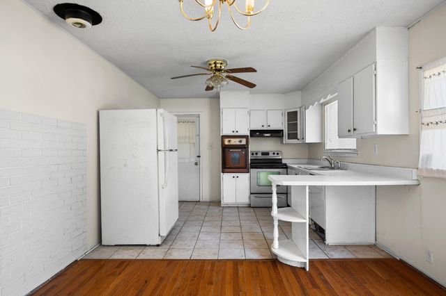 722 Mary Agnes Drive, Rossville, GA 30741