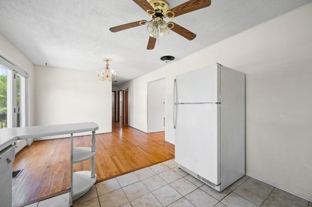 722 Mary Agnes Drive, Rossville, GA 30741