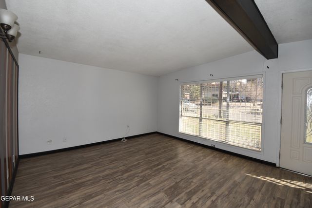 5372 CIRCUS Lane, El Paso, TX 79912