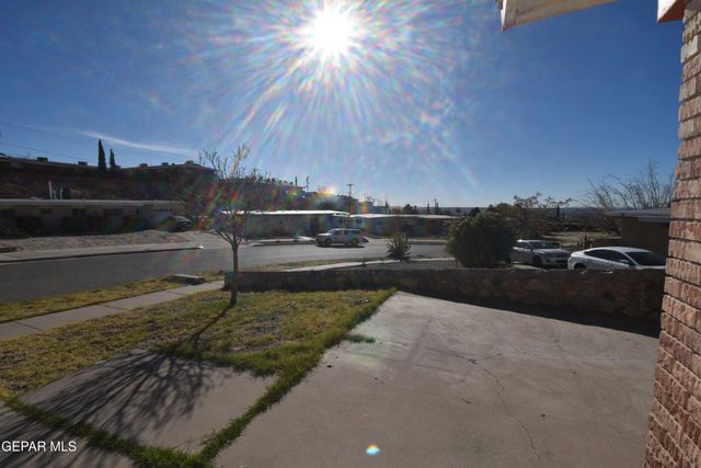 5372 CIRCUS Lane, El Paso, TX 79912