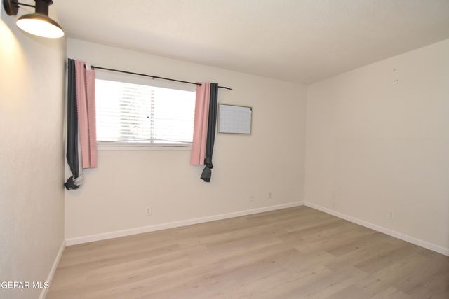 5372 CIRCUS Lane, El Paso, TX 79912
