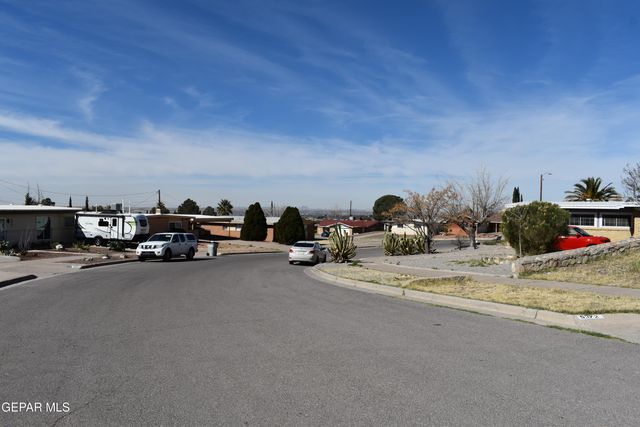 5372 CIRCUS Lane, El Paso, TX 79912