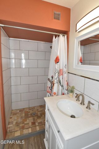 5372 CIRCUS Lane, El Paso, TX 79912