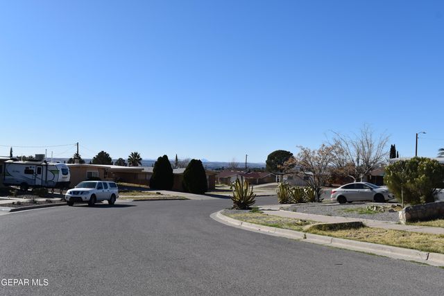 5372 CIRCUS Lane, El Paso, TX 79912