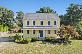 38 Prospect St, Kingston, MA 02364