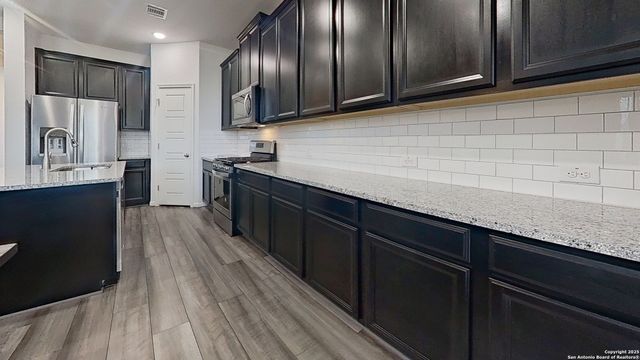 12825 Moose Circle, San Antonio, TX 78254