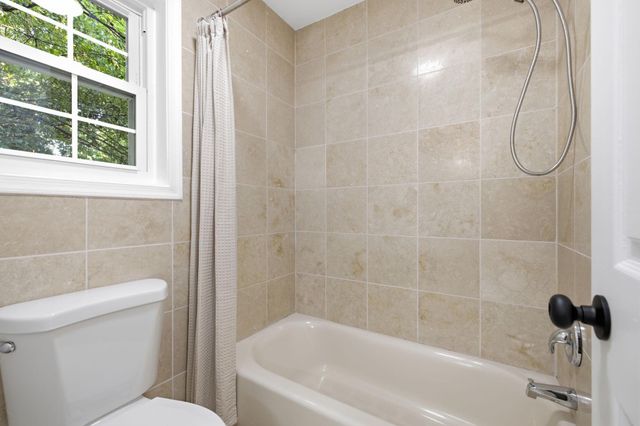 11969 HOME GUARD DR, Woodbridge, VA 22192