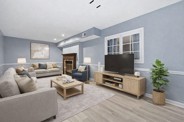 11969 HOME GUARD DR, Woodbridge, VA 22192