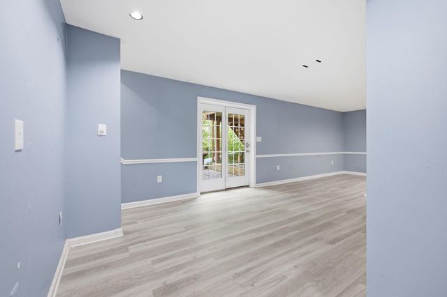 11969 HOME GUARD DR, Woodbridge, VA 22192