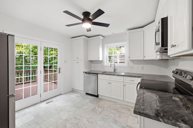 11969 HOME GUARD DR, Woodbridge, VA 22192