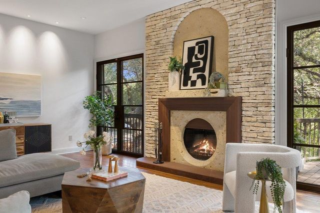 1615 Spyglass DR 1, Austin, TX 78746
