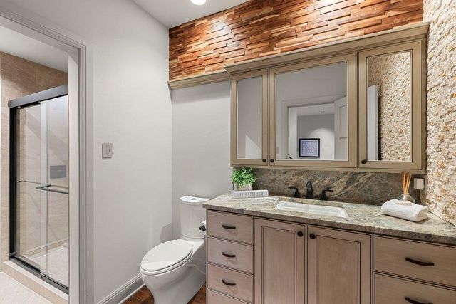 1615 Spyglass DR 1, Austin, TX 78746